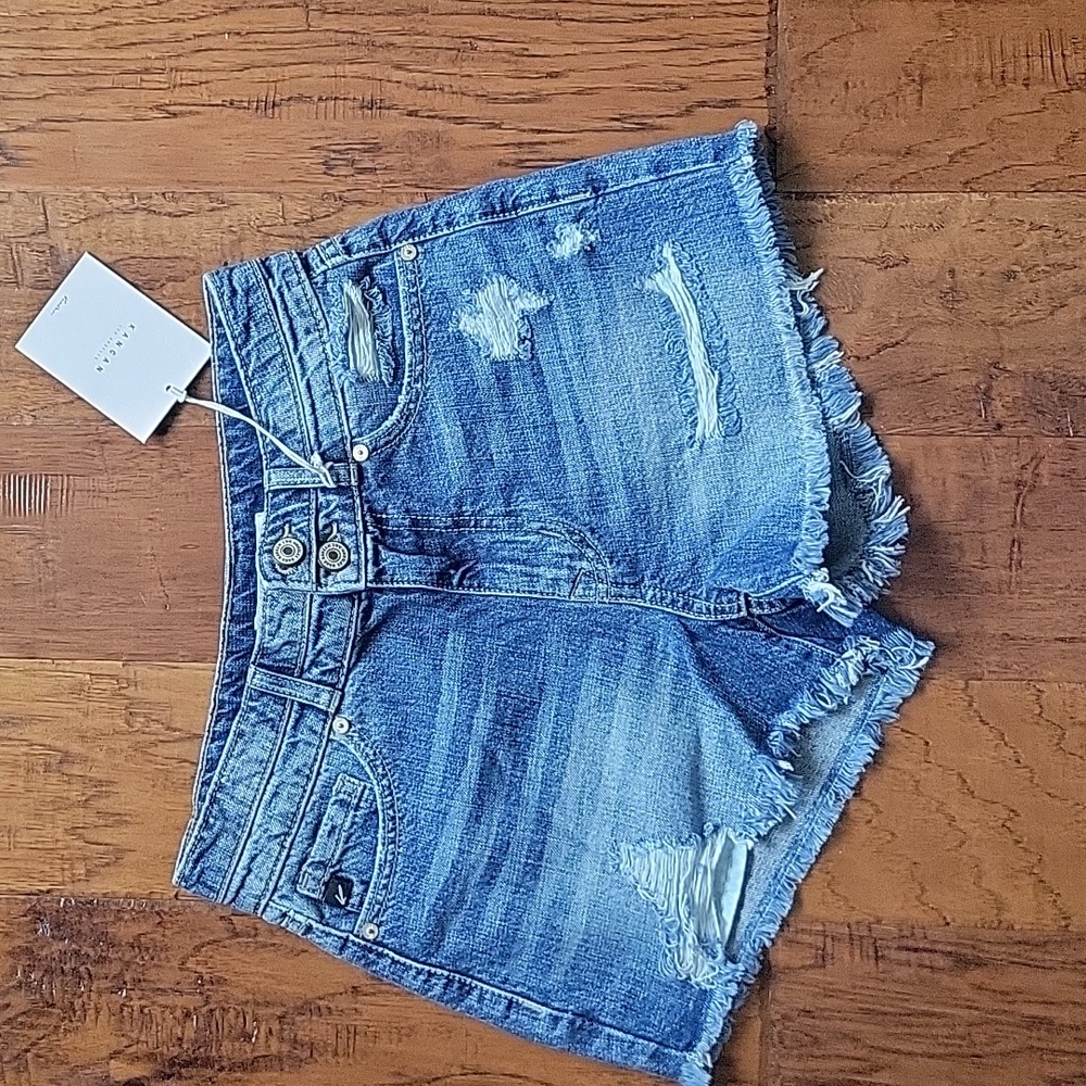 Women's Kancan Distressed Shorts, size XS